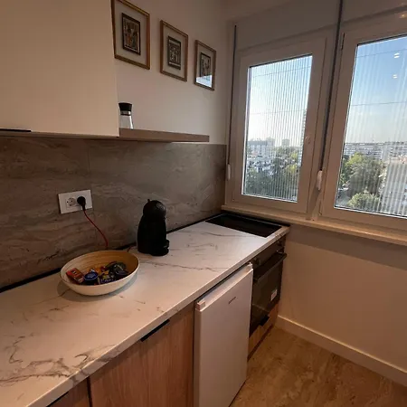 Апартаменты Berenji Lux *