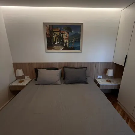 Berenji Lux 贝尔格莱德