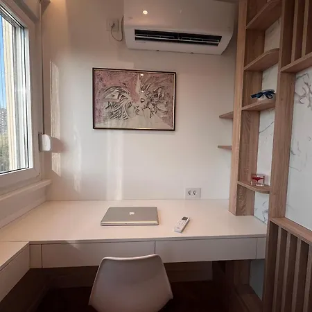 公寓 Berenji Lux *