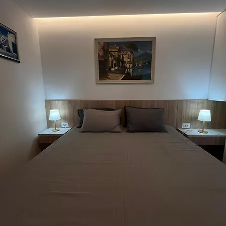 Lägenhet Berenji Lux