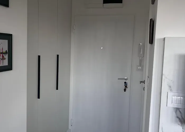 Berenji Lux * Belgrad